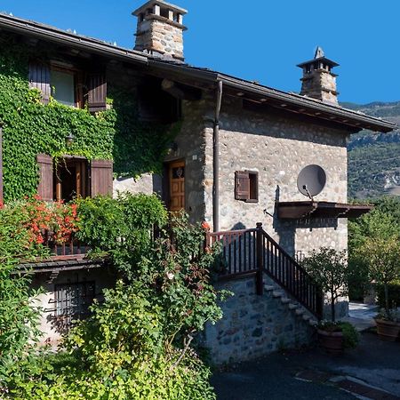 La Posta Apartment Saint Marcel Bagian luar foto
