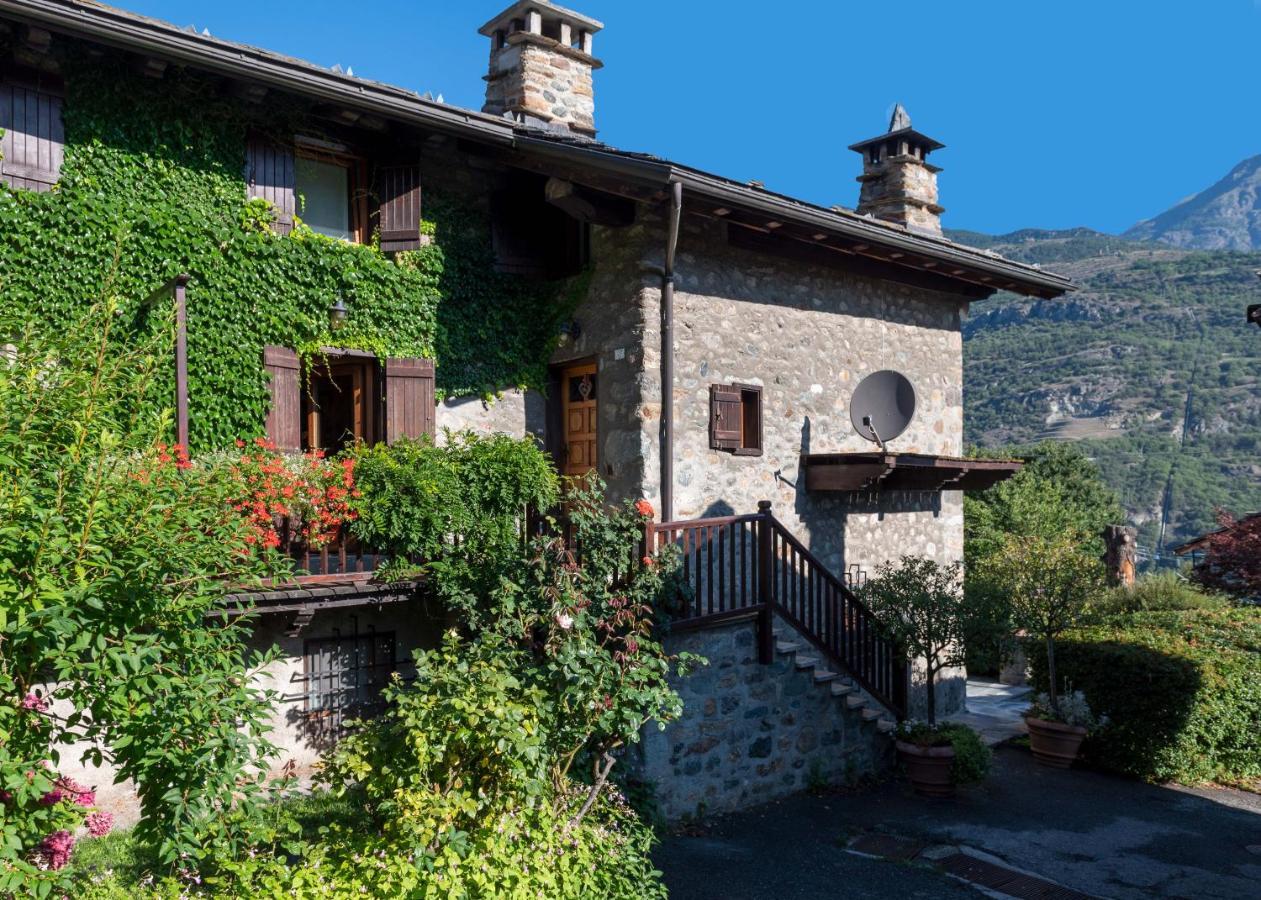 La Posta Apartment Saint Marcel Bagian luar foto