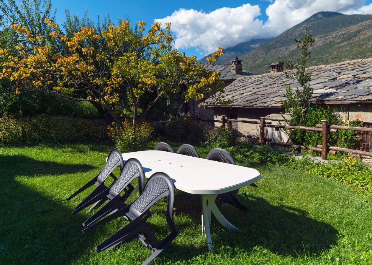 La Posta Apartment Saint Marcel Bagian luar foto